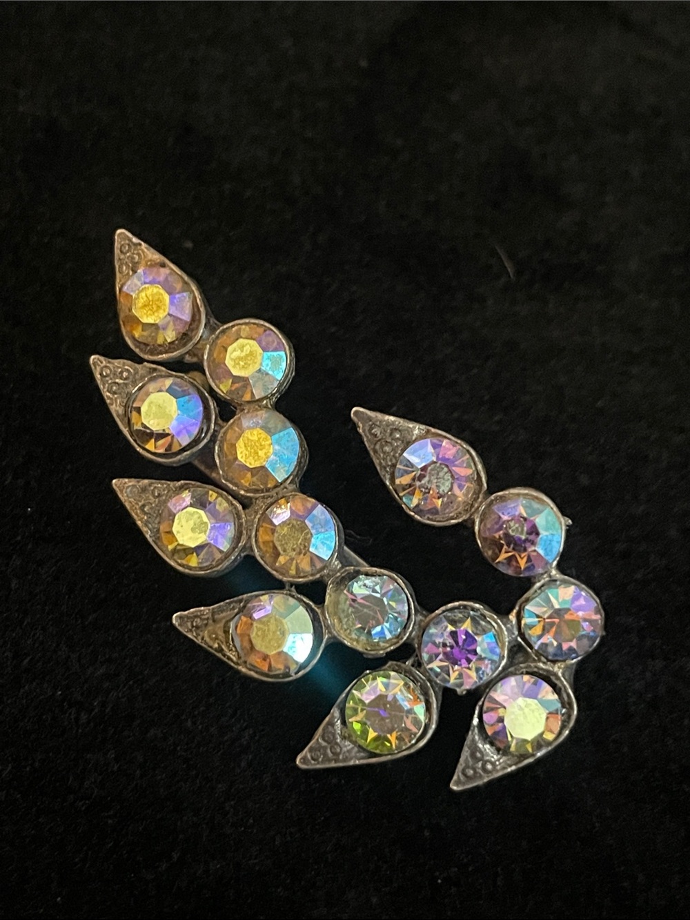 1950’s Aurora Crystal Cluster Iridescent Brooch!